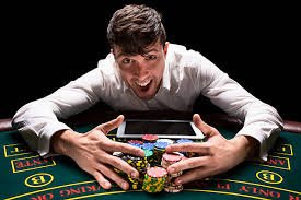 Người chơi tại Việt Nam truy cập live casino và slot online qua trình duyệt điện thoại